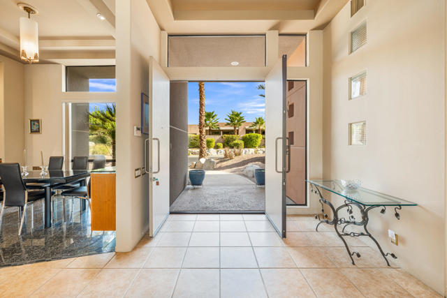12 Boulder Lane, Rancho Mirage CA: https://media.crmls.org/mediaz/b2998a2e-09ea-42bd-9069-0f463851a74c.jpg