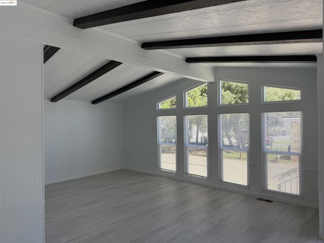 841 W Brannan Island Rd, Isleton CA: https://media.crmls.org/mediaz/b299a7d4-531e-4c08-a5a9-515a6183f990.jpg