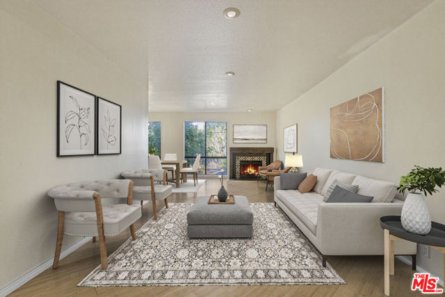 13331 Moorpark Street, Sherman Oaks CA: https://media.crmls.org/mediaz/b299c461-20ee-4e0e-b31e-9885f98db32e.jpg