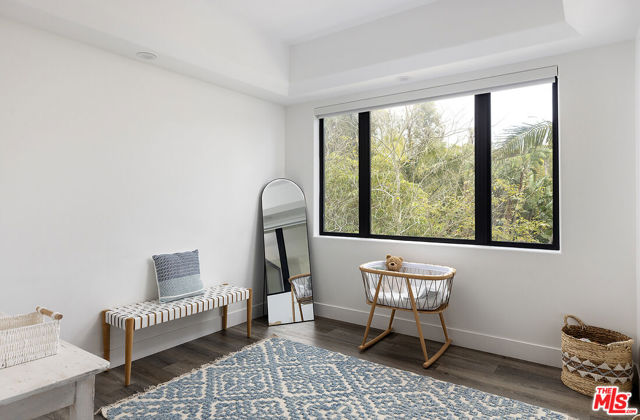 28902 Verde Mesa Lane, Malibu CA: https://media.crmls.org/mediaz/b299c870-e94b-4afd-b262-aede40a9b47b.jpg