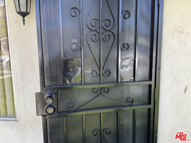 586 San Francisco Avenue, Pomona CA: https://media.crmls.org/mediaz/b299cb8c-0b4f-4df5-8d39-0a344b5483bb.jpg