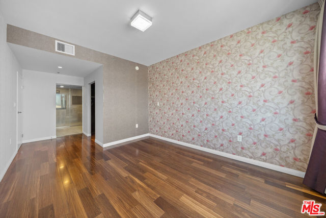 3785 Wilshire Boulevard, Los Angeles CA: https://media.crmls.org/mediaz/b29a19ab-b681-4299-be58-43df9bbb0745.jpg