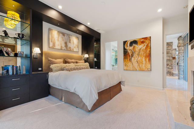 1134 Lake Vista, Palm Desert CA: https://media.crmls.org/mediaz/b29ae73d-3f24-4257-8c30-aacfb2df9bee.jpg