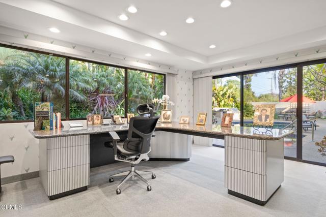 612 Via Arroyo, Ventura CA: https://media.crmls.org/mediaz/b29b0ad0-f65c-433d-a62e-78cfbf7f1162.jpg
