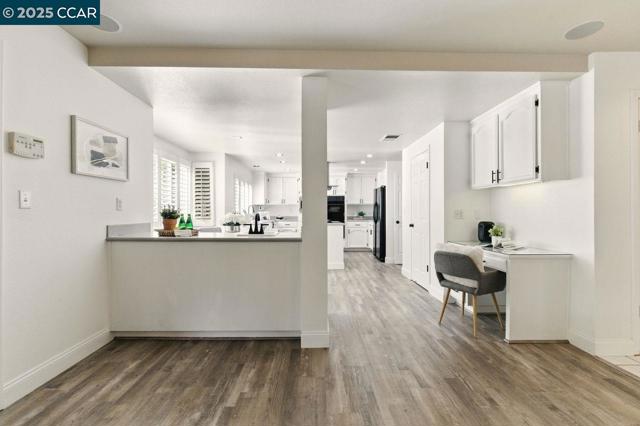 5220 Portillo Valley, San Ramon CA: https://media.crmls.org/mediaz/b29ca95a-56e8-43fd-9725-883cc538bc2e.jpg