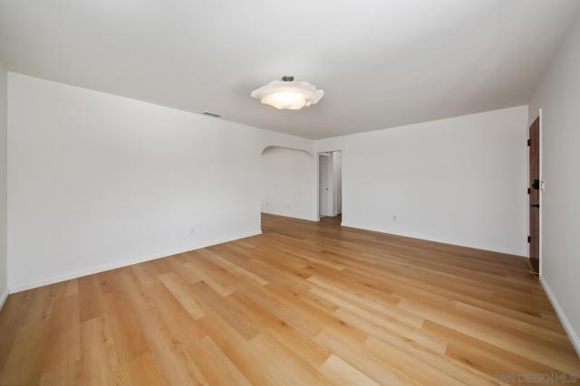 Image 4 of 31 For 2660 Pheasant Dr