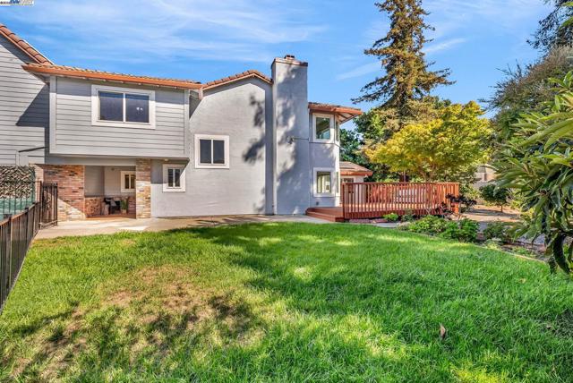 39478 Zacate Ave, Fremont CA: https://media.crmls.org/mediaz/b29ec8a0-b648-4f66-8da9-769d0bf50c28.jpg