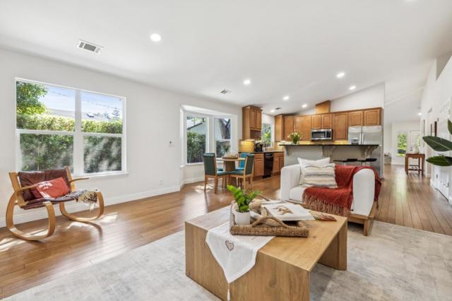2031 Farndon Avenue, Los Altos CA: https://media.crmls.org/mediaz/b29f65c5-d50a-41ad-ab26-2d5ef9df6d36.jpg