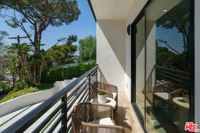 3 Bed Home for Sale in Los Angeles, California