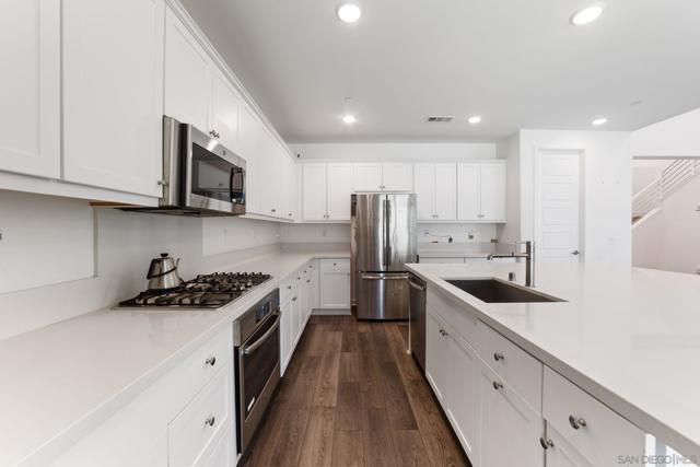 Image 9 of 36 For 31129 Quarter Horse Way