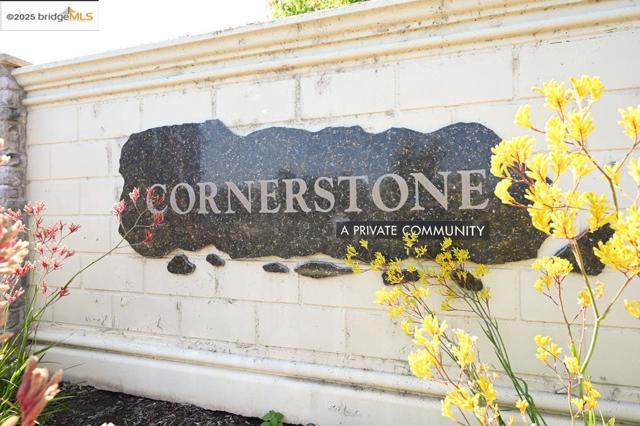 745 Bluestone Dr, Stockton CA: https://media.crmls.org/mediaz/b2a00e99-a5b8-4ea9-b12f-64b72bc8e6cb.jpg