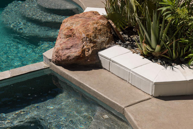 201 Augusta Drive, Palm Desert CA: https://media.crmls.org/mediaz/b2a08305-e948-4aa4-b2ad-4cdd795f72ea.jpg