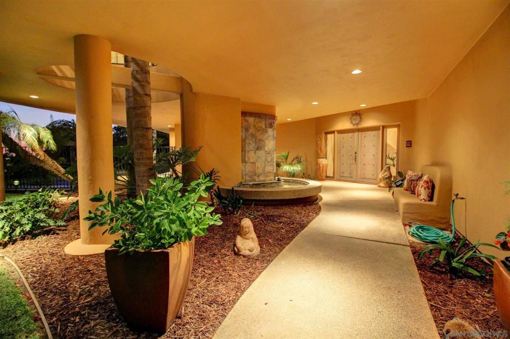 MLS #250029610SD image #11