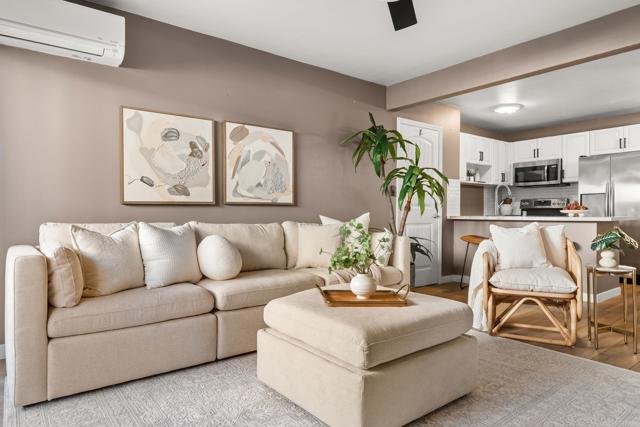 Detail Gallery Image 4 of 29 For 3549 Castle Glen Drive #117,  San Diego,  CA 92123 - 1 Beds | 1 Baths