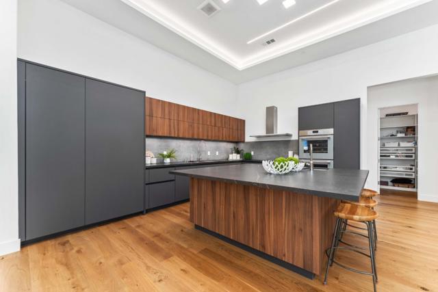 13197 Berwick Street, Saratoga CA: https://media.crmls.org/mediaz/b2a2f0e3-f08d-4480-91fb-f87d40fe3f6e.jpg