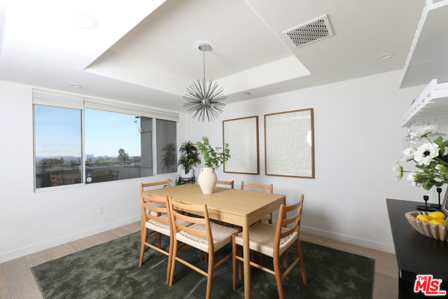 1212 Ocean Park Boulevard, 16 photo 4
