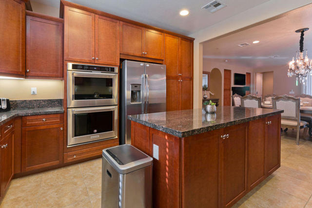 462 Via De La Paz, Palm Desert CA: https://media.crmls.org/mediaz/b2a3ce69-4b80-4aaf-829a-5c088e964c1e.jpg