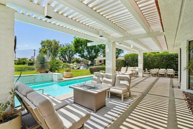 23 Park Lane, Rancho Mirage CA: https://media.crmls.org/mediaz/b2a3f64a-ce32-46c0-af2e-eb6767c19ab1.jpg