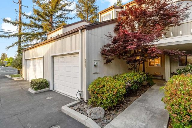 502 W Sunnyoaks Avenue, Campbell CA: https://media.crmls.org/mediaz/b2a41944-3d61-4075-b0a1-cf8dc270cfa5.jpg