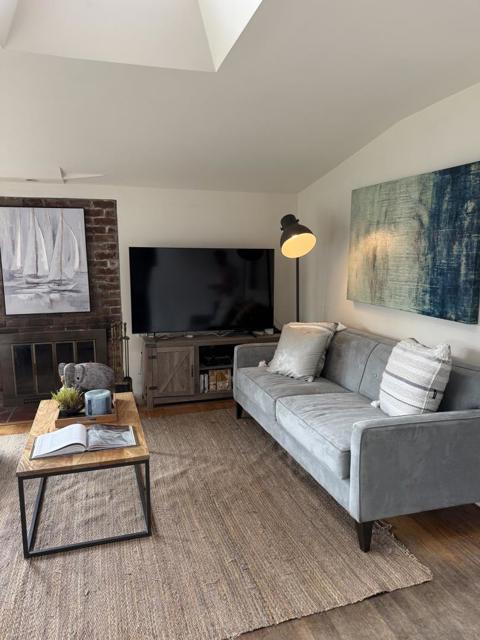 3425 San Pablo Avenue, San Jose CA: https://media.crmls.org/mediaz/b2a5237e-7616-41d7-9288-7a28850afe5c.jpg