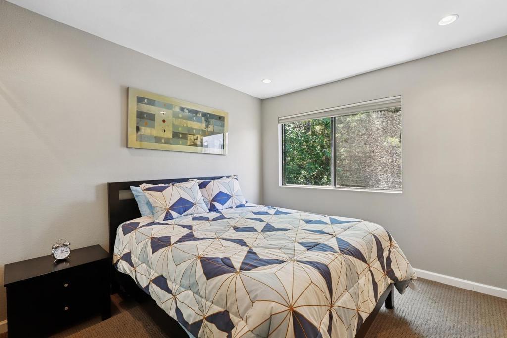 MLS #250031842SD img 12