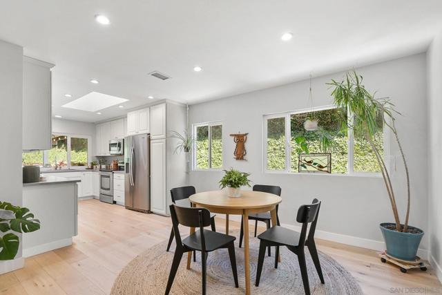 Image 15 of 33 For 3964 Calgary Ave