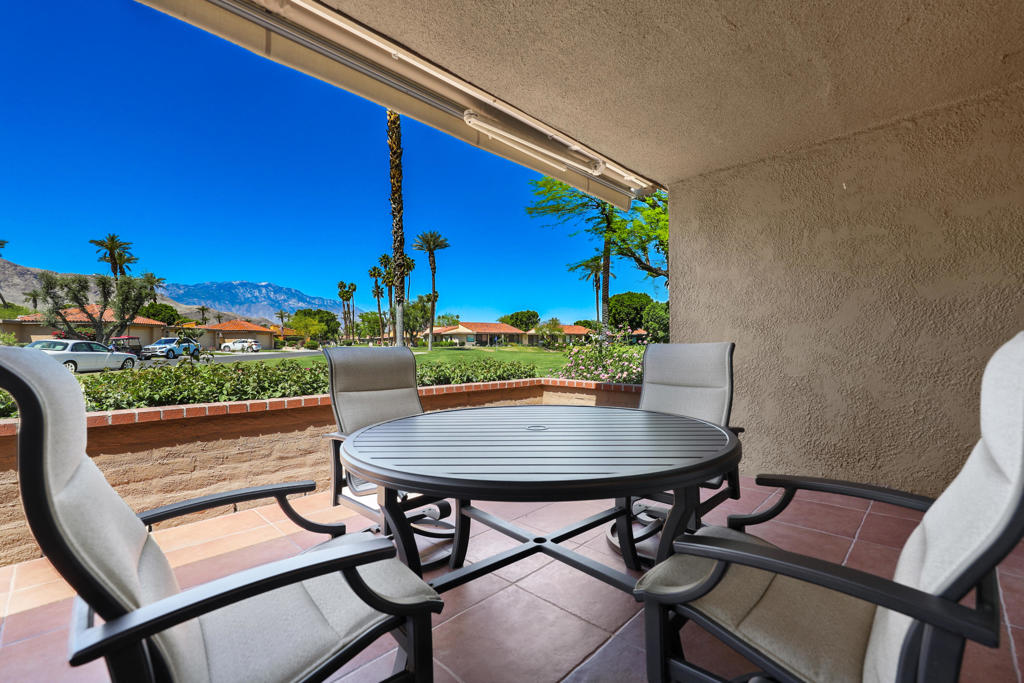 89 La Ronda Drive