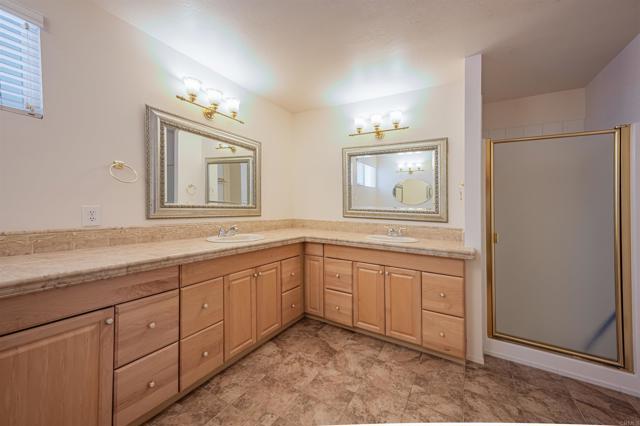 Detail Gallery Image 32 of 49 For 4650 Dulin #119,  Fallbrook,  CA 92028 - 2 Beds | 2 Baths