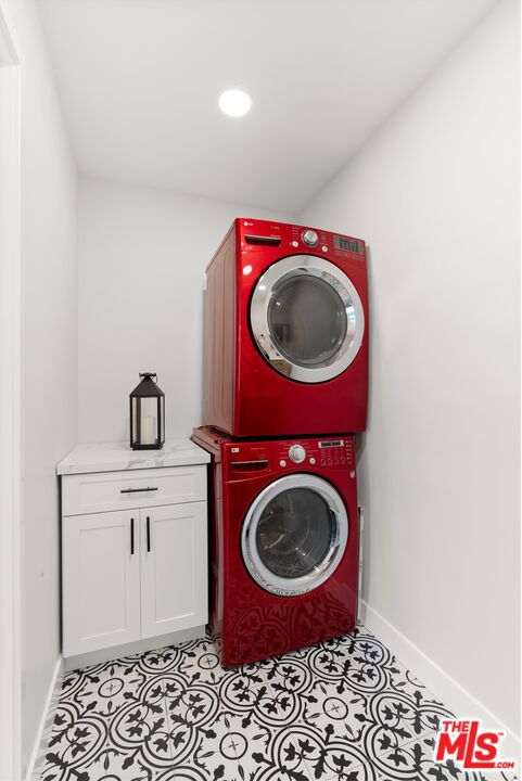 2804 Spreckels Lane, Redondo Beach, California 90278, 3 Bedrooms Bedrooms, ,2 BathroomsBathrooms,Residential,Sold,Spreckels,25587309 2804 Spreckels Lane, Redondo Beach, California 90278, 3 Bedrooms Bedrooms, ,2 BathroomsBathrooms,Residential,Sold,Spreckels,25587309