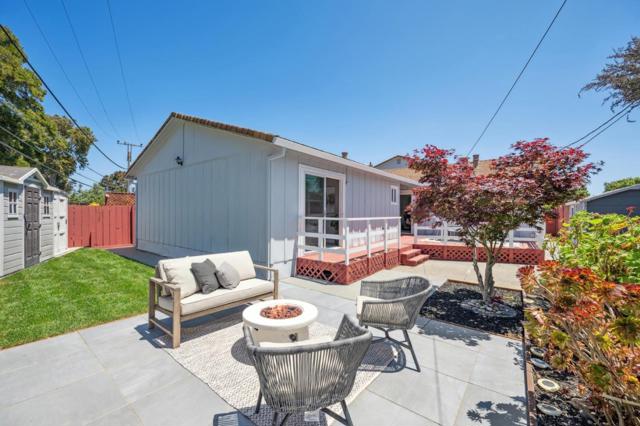 1633 Ark Street, San Mateo CA: https://media.crmls.org/mediaz/b2a7839d-e8cd-4b1c-beab-37fd8a74816c.jpg