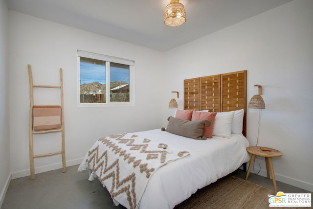 4742 Avenida La Flora Desierta, Joshua Tree CA: https://media.crmls.org/mediaz/b2a950a9-9cb5-4260-a5fe-c2459eb3a3a8.jpg