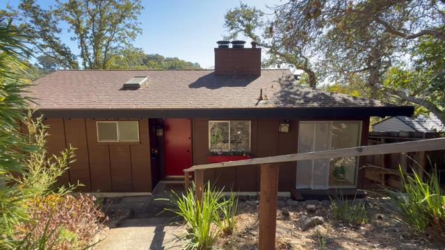 20 Brookmont Circle, San Anselmo CA: https://media.crmls.org/mediaz/b2aa392f-86af-4c2f-8a92-5f58950ebff2.jpg