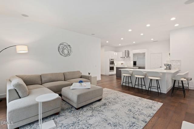 Detail Gallery Image 4 of 24 For 1707 Corte Jubilo, Camarillo,  CA 93012 - 4 Beds | 3/1 Baths