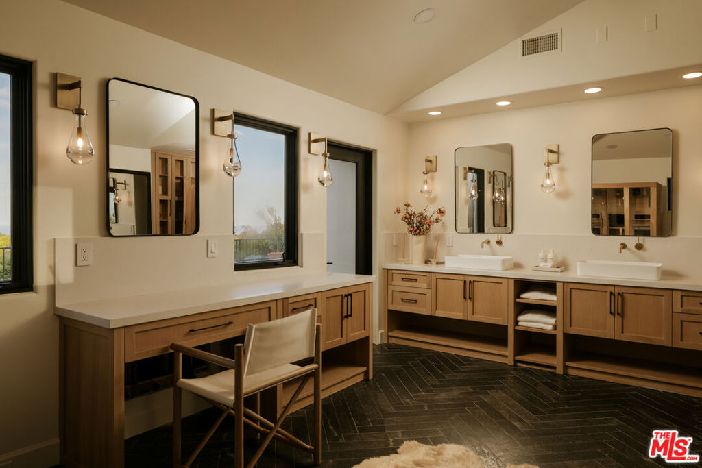 MLS #26882111 image #30