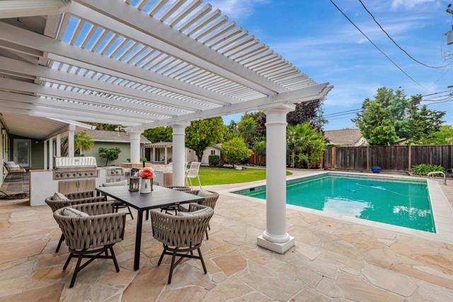12035 Brookglen Drive, Saratoga CA: https://media.crmls.org/mediaz/b2ac298c-2c62-4b37-b811-eabb5538ea8b.jpg