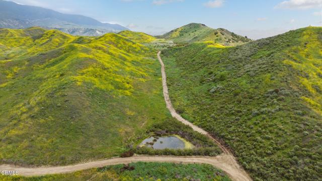 0 Dickenson Road, Santa Paula CA: https://media.crmls.org/mediaz/b2ac626a-57ef-412c-b962-9d9e33b6599e.jpg