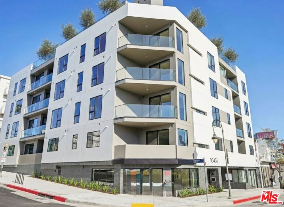 10431 Santa Monica Boulevard #601