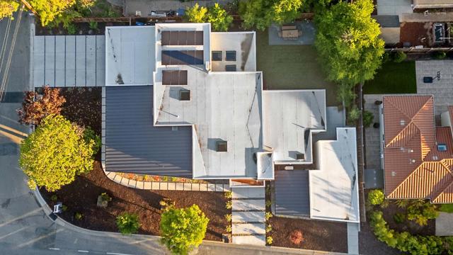 13197 Berwick Street, Saratoga CA: https://media.crmls.org/mediaz/b2add49e-8745-4599-97ca-36c0c45ce320.jpg
