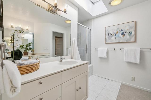 64 Los Altos Square, Los Altos CA: https://media.crmls.org/mediaz/b2adf539-dae2-4fbb-afb0-f89f0e99b128.jpg