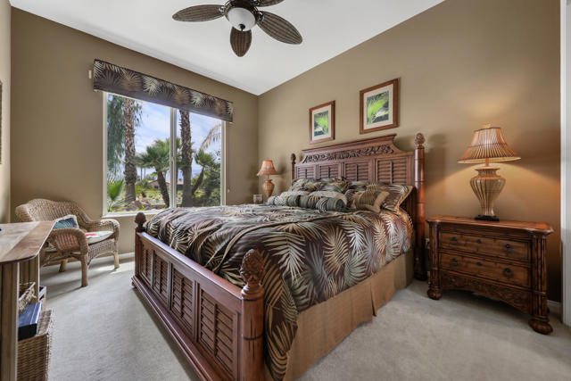 81083 Avenida Tres Lagunas, Indio CA: https://media.crmls.org/mediaz/b2ae13d9-31d9-4592-aa8b-c6244ab580c9.jpg