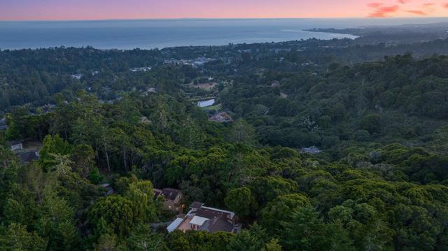 825 Skyward Drive, Aptos CA: https://media.crmls.org/mediaz/b2aef082-974b-415c-8dea-63bce7b666f8.jpg