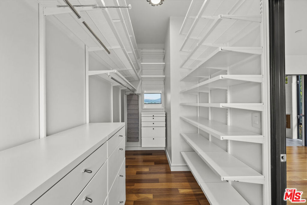 MLS #26856391 image #34