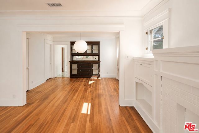 2733 West Avenue 30 photo 7