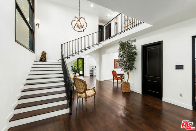 356 S Clark Drive, Beverly Hills CA: https://media.crmls.org/mediaz/b2b07535-4f88-4282-a774-159712031368.jpg