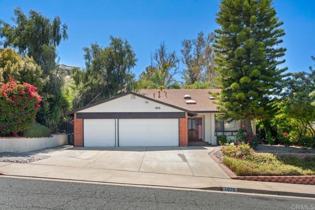 Detail Gallery Image 1 of 75 For 1975 Belmore Ct, El Cajon,  CA 92020 - 5 Beds | 3 Baths