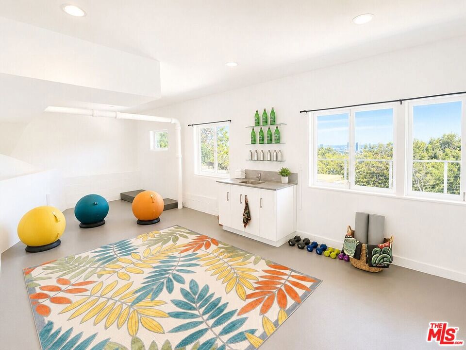 MLS #26842751 image #43