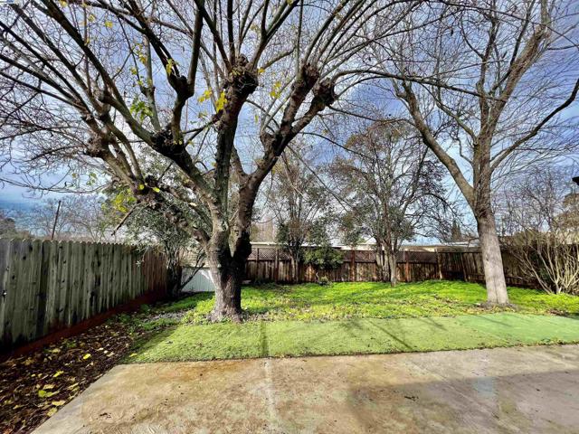 2847 Avon, Concord CA: https://media.crmls.org/mediaz/b2b2c175-7fc0-456f-97e2-877a71cfae55.jpg