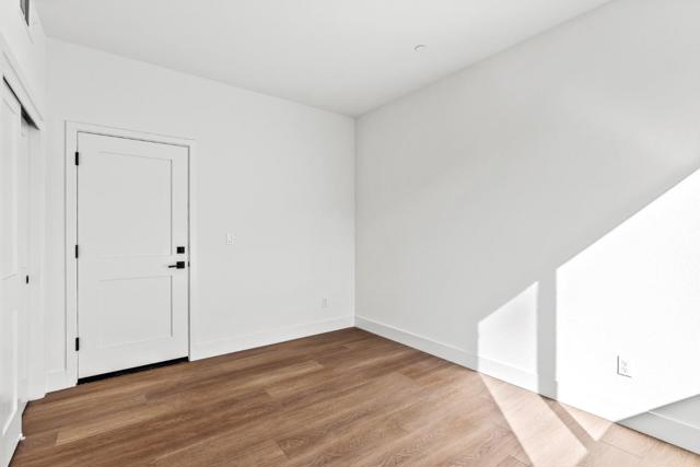 939 Woodside Road, Redwood City CA: https://media.crmls.org/mediaz/b2b33465-8558-4073-9300-6ff4a0ae5654.jpg