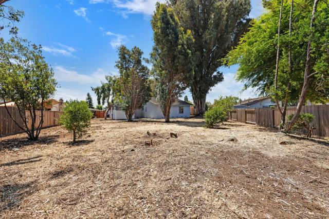 4919 Stafford Place, Newark CA: https://media.crmls.org/mediaz/b2b33da2-c51c-477b-8eec-4ea0e35781ec.jpg