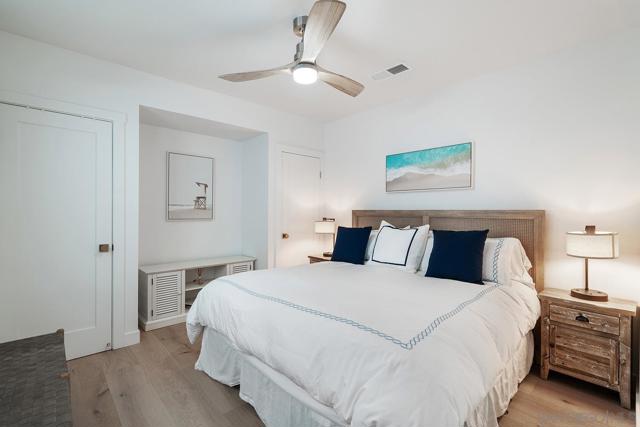 924 D Avenue, Coronado CA: https://media.crmls.org/mediaz/b2b3e400-bd9f-4fa9-92c7-2d43cfcd7d05.jpg